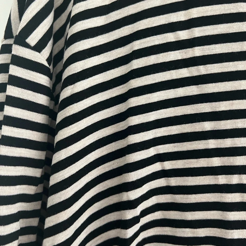 Studio Monochrome Striped Tee. Waist length. Chic and super comfortable. Soft. - Picture 3 of 14